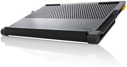 Targus 17 "Dual Fan Laptop Chill Mat Plus ، وسادة تبريد مريحة ، وحماية من الحرارة ، ومروحة كمبيوتر محمول USB 4 منافذ ، (AWE81US) in Kuwait