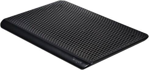 Targus 17 "Dual Fan Laptop Chill Mat Plus ، وسادة تبريد مريحة ، وحماية من الحرارة ، ومروحة كمبيوتر محمول USB 4 منافذ ، (AWE81US) in Kuwait