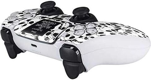Skinit Skinit Gaming Gaming Skiner مع وحدة تحكم PS5 - ديزني المرخص رسميًا The Nightmare قبل تصميم نمط شخصية عيد الميلاد in Kuwait
