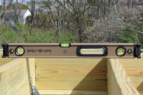 أدوات Spec Ops، مستوى شعاع صندوقي 24 بوصة، نظام ربط العاصبة، قوارير أكبر حجمًا بنسبة 33%، ألومنيوم، تم التبرع بها بنسبة 3% للمحاربين القدامى in Kuwait