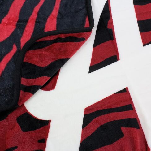College Covers Kentucky Wildcats Raschel Throw Blanket, 60 in by 50 in in Saudi Arabia