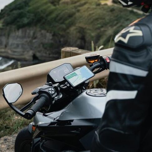 Quad Lock Motorcycle Handlebar Mount PRO Kit with Vibration Dampener and MAG Phone Case for iPhone 15 Pro in Saudi Arabia