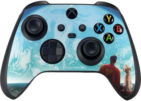 Skinit Schecal Gaming Gaming Concertible مع وحدة تحكم Xbox Series X - Superman Superman 2025 Superman & Krypto مشاهدة The Earth Design in Kuwait
