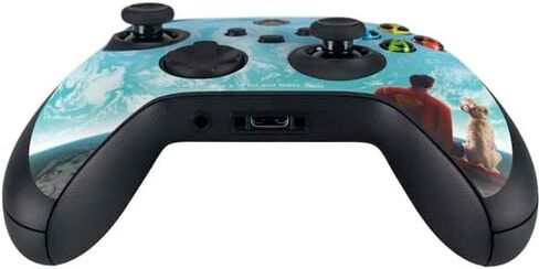Skinit Schecal Gaming Gaming Concertible مع وحدة تحكم Xbox Series X - Superman Superman 2025 Superman & Krypto مشاهدة The Earth Design in Kuwait