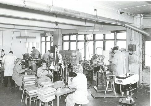 SUUNTO MCB: Simple sighting mirror compass that floats in Kuwait