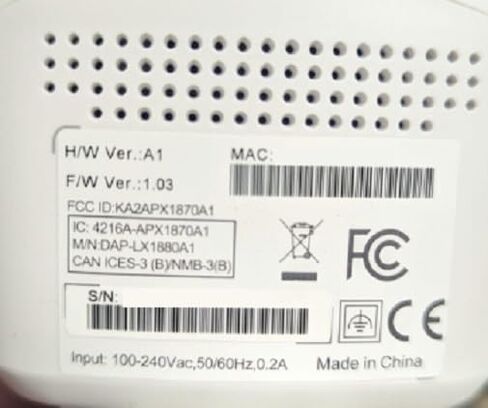 موسع نطاق شبكة Wi-Fi من D-Link AC1200 - يغطي ما يصل إلى 1550 قدم مربع و30 جهازًا - نطاق مزدوج، شبكة، نقطة وصول، منفذ إيثرنت، إعداد التطبيق (DAP-1610/RE) (متجدد) in Kuwait
