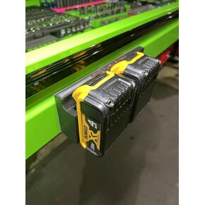 Magnetic Battery Holder for DeWalt 20v Battery, Magnetic Mount, 3-Battery Storage Rack, Rubber Back