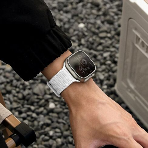 متوافق مع نطاقات Coros Pace Pro ، Silicone Sport Magnicone Strong Strap Watchband متوافق مع Coros Pace Pro / Pace 3 / Apex 2 Pro / Apex Pro / Apex 46mm / Apex 2 / Pace 2 / Apex 42mm Smartwatch in Saudi Arabia