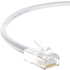 InstallerParts (10 حزمة كابل Ethernet CAT5E CABLE UTP غير مملوءة 25 قدمًا - أبيض - سلسلة احترافية - 1Gigabit/SEC Network/Internet Cable ، 350MHz