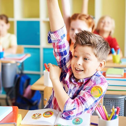 300 قطعة من ملصقات اللطف للأطفال - ملصقات إيجابية، ملصقات رسائل إيجابية لنشر اللطف في ختم المظروف، وتغليف الهدايا in Kuwait