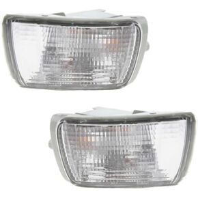 For 2003-2005 Toyota 4Runner Turn Signal Light Driver and Passenger Side Pair w/Bulbs | Replacement For TO2532112, TO2533112