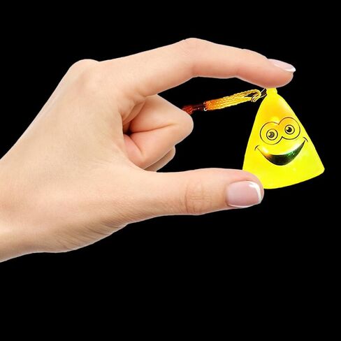 مجوهرات مضيئة للهالوين من شركة Dreidel Company، إكسسوار أزياء، هدية لحفلات الهالوين مقاس 1.5 بوصة، عبوة من 4 قطع (قلائد مضيئة) in Saudi Arabia