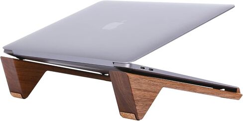 جهاز كمبيوتر محمول خشبي للمكتب - صلب الجوز الصلب لـ Macbooks و Notebooks - حامل كمبيوتر محمول محمول مريح - رف سطح مكتب قابل للتعديل لمكتب المنزل in Saudi Arabia