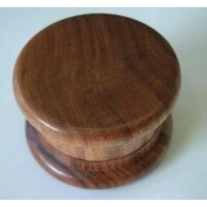 Herbs, Tabacco & Spices Grinder by Private Island