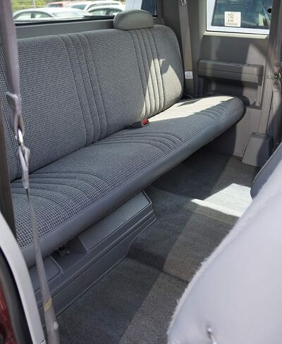 اتصال الصوت الأمريكي متوافق مع Chevy C/K Silverado أو GMC Sierra الحجم الكامل SIVERADE SABR TRACK TRUCK 1988-1998 DUAL 12 "Subwoofer Sub Box Spear - Armor Coated in Saudi Arabia