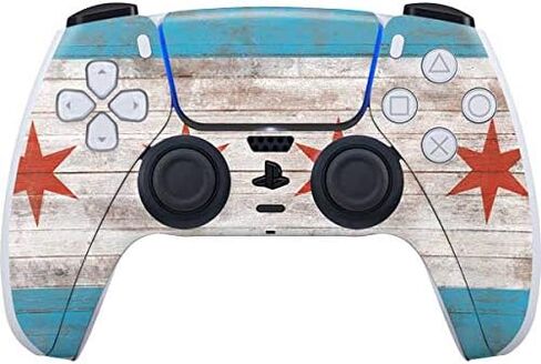 Skinit Skinit Gaming Gaming Skin Accompated مع PS5 Controller - Chicago Flag Dark Wood Design in Kuwait