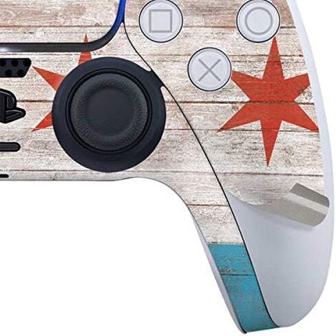 Skinit Skinit Gaming Gaming Skin Accompated مع PS5 Controller - Chicago Flag Dark Wood Design in Kuwait