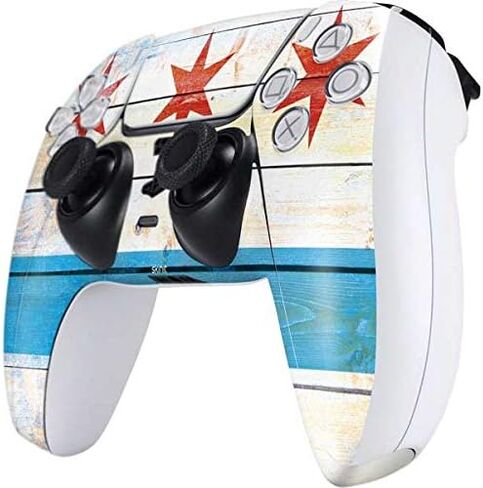 Skinit Skinit Gaming Gaming Skin Accompated مع PS5 Controller - Chicago Flag Dark Wood Design in Kuwait