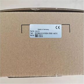 1pcs RVI58N-011K1R6XN-05000 New and Sealed in Box RVI58N011K1R6XN05000 1 Year Warranty