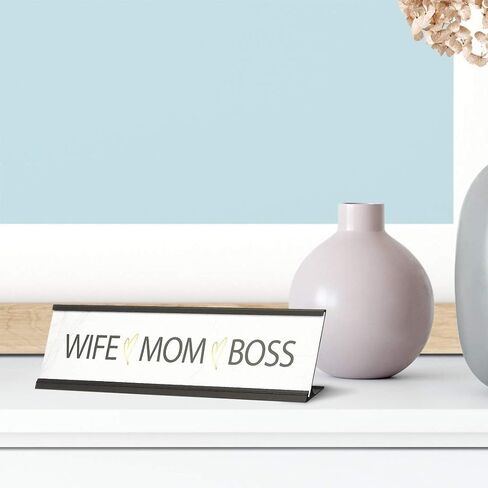 Boss Lady - Black Desk Name Plate for Boss in Saudi Arabia