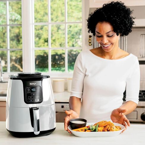Ninja Air Fryer 4Qt | سلة 4-Quart Nonctick ، ​​طبخ منخفض الدهون | الجفاف ، إعادة تسخين ، هش | درجة الحرارة 105 ° F-400 ° F | طهاة 2 رطل البطاطس | وجبات صحية وسريعة | غسالة الصحون آمنة وسهلة التنظيف (أبيض) in Kuwait