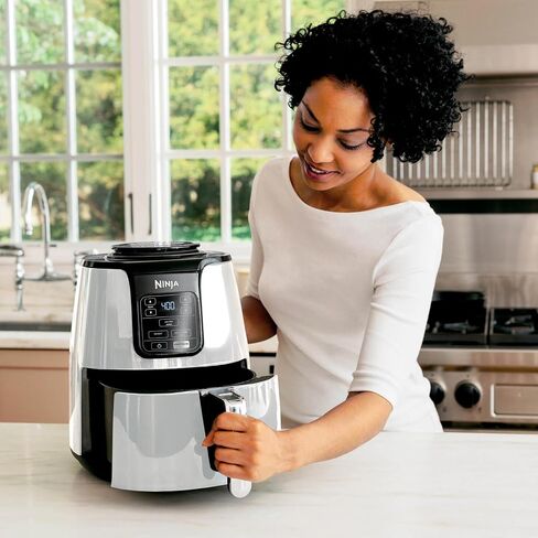 Ninja Air Fryer 4Qt | سلة 4-Quart Nonctick ، ​​طبخ منخفض الدهون | الجفاف ، إعادة تسخين ، هش | درجة الحرارة 105 ° F-400 ° F | طهاة 2 رطل البطاطس | وجبات صحية وسريعة | غسالة الصحون آمنة وسهلة التنظيف (أبيض) in Kuwait