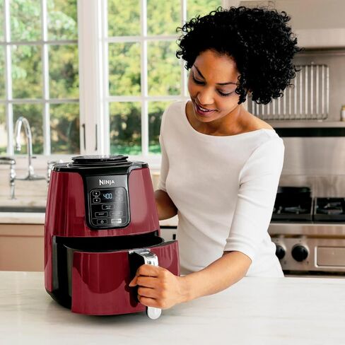 Ninja Air Fryer 4Qt | سلة 4-Quart Nonctick ، ​​طبخ منخفض الدهون | الجفاف ، إعادة تسخين ، هش | درجة الحرارة 105 ° F-400 ° F | طهاة 2 رطل البطاطس | وجبات صحية وسريعة | غسالة الصحون آمنة وسهلة التنظيف (أبيض) in Kuwait