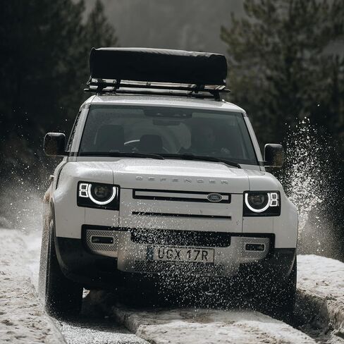 Thule Approach Rooftop Tent - Medium in Saudi Arabia