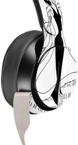 Skinit Skinit Audio Audio Skin متوافق مع Beats Solo Pro - ديزني الأشرار المرخصة رسميًا Cruella de Vil بالأبيض والأسود in Kuwait