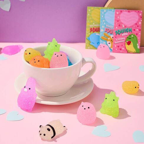 joyin 28 حزم بطاقات هدية عيد الحب مع هدية لطيف kawaii موتشي لعبة اسفنجي للضغط على تخفيف التوتر لعبة تململ موتشي لعب اسفنجي للأطفال، وجوائز تبادل الفصول الدراسية عيد الحب لعبة صالح الطرف in Saudi Arabia