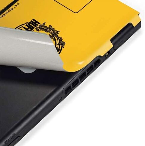 ألعاب Skinit Scenit Gaming متوفرة مع حزمة Nintendo Switch - World World World Harry Potter Hufflepuff Crest in Kuwait