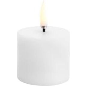 Piffany Copenhagen Uyuni - LED pillar candle - Nordic White, 5x4,5 cm (UL-PI-NW0505)
