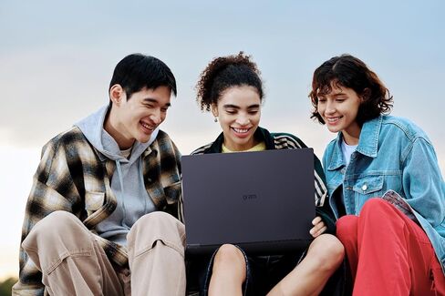 LG GRAM GRAM 17 بوصة رقيقة وخفيفة الوزن اللمس كمبيوتر محمول اللمس ، ETEL EVO ، مدعوم من Intel Core Ultra7 255H ، Home 11 Home ، 32GB RAM ، 2TB SSD - Obsidian Black in Kuwait