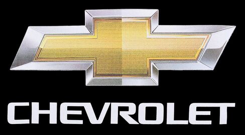 بلوفر رجالي من JH DESIGN GROUP بغطاء رأس أسود بشعار Chevy Bow Tie in Kuwait