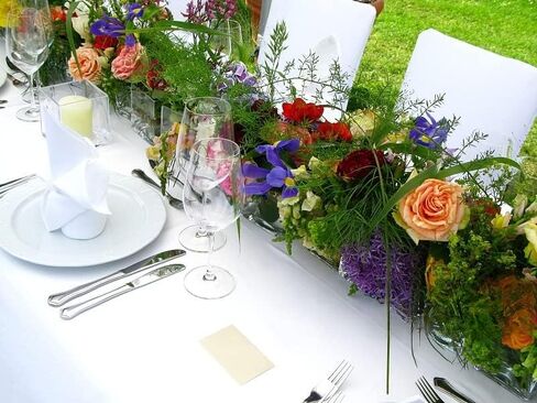 مزهريات زهور أكريليك - قطعة مركزية من الزهور الشفافة لطاولة الطعام، مزهرية زهرة أكريليك شفافة 9.87 بوصة مستطيلة 10 فتحات لديكور الزفاف والمنزل الحديث in Kuwait