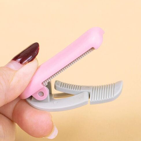 مجموعة ISKYBOB مكونة من 3 أشرطة صغيرة لقص شريط واشي بلون الحلوى وأشرطة تمديد للرموش وموزع وحامل منظم مكتب وديكور هدية أدوات تغليف سريعة، لون عشوائي in Kuwait