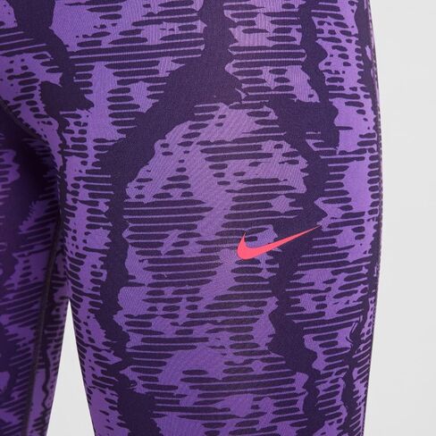شورت جرافيك للنساء من Nike Pro متوسط ​​الارتفاع مقاس 3 بوصة، مقاس صغير in Saudi Arabia