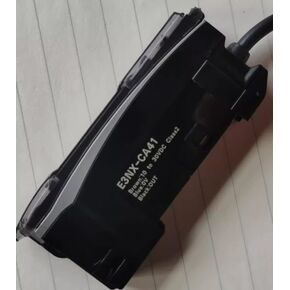 E3NX-CA41 Highly Interference-Resistant Fiber Optic Amplifier Sensor NPN Output Cable Length: 2 m