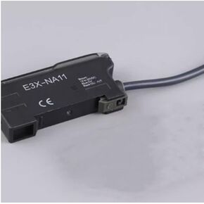 E3X-NA11 Highly Interference-Resistant Fiber Optic Amplifier Sensor NPN Output Cable Length: 2 m