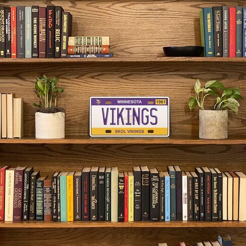 FOCO Minnesota Vikings NFL License Plate Wall Sign in Saudi Arabia