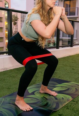 مجموعة أربطة مقاومة للرجال والنساء، 5 أربطة تدريب مختلفة لمستويات القوة، معدات لياقة بدنية للتدريب في المنزل، تمدد الجسم وتدريب العضلات - تتضمن حقيبة حمل (مجموعة من خمسة) in Kuwait