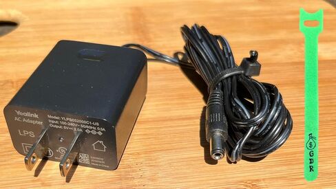 سلك إمداد الطاقة Yealink PS5V2000US 5V 2A لهواتف Yealink IP SIP T29G، T32G، T38G، T46G، T46S، T46U، T48G، T48S، T48U، T52S، T54S، T54W، T56A، T57W، T58A، T58W، T58V، MP54/56/ 58 وربطة كابل GDR in Saudi Arabia