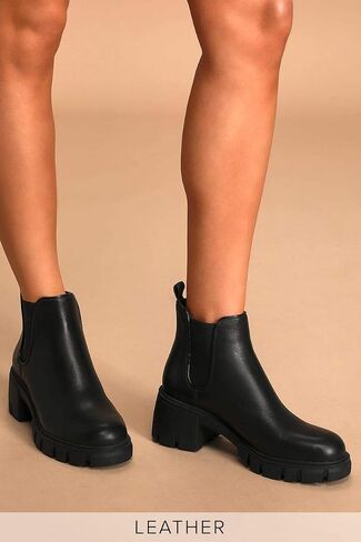 Steve Madden Women's HOWLER Ankle Boot, White/Tan, 8 in Saudi Arabia