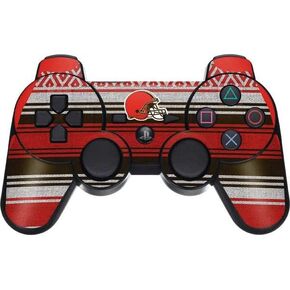 ألعاب Skinit Scenit Gaming متوفرة مع وحدة تحكم لاسلكية Dual Frack Dual PS3 - تصميم NFL Cleveland Browns Trailblazer المرخص رسميًا