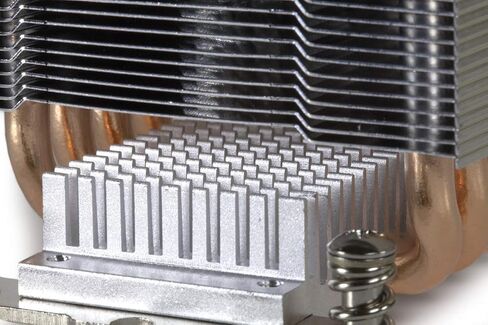 Dynatron 242290 FN A19 AMD Socket AM4 80X80X38MM مروحة لخادم 3U ومربعًا بنيًا لأعلى in Kuwait