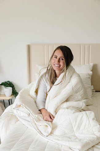 Woolino Premium Australian Wool Duvet Insert Bed Comforter, Mid-Weight Wool Comforter, Organic Cotton Shell, Machine Washable, Crib Size in Saudi Arabia