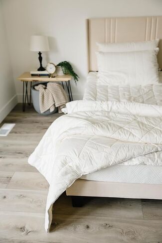 Woolino Premium Australian Wool Duvet Insert Bed Comforter, Mid-Weight Wool Comforter, Organic Cotton Shell, Machine Washable, Crib Size in Saudi Arabia