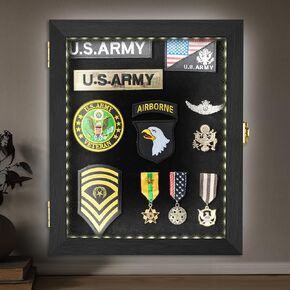 حافظة عرض دبوس LED مقاس 11x14 بوصة، حامل إطار خشبي لمجموعة الميداليات العسكرية مع زجاج أكريليك للحماية من الأشعة فوق البنفسجية بنسبة 98%، دبابيس تثبيت على الحائط، علامات الشاطئ، صندوق ظلال شرائط الشارة لديكور المنزل in Kuwait