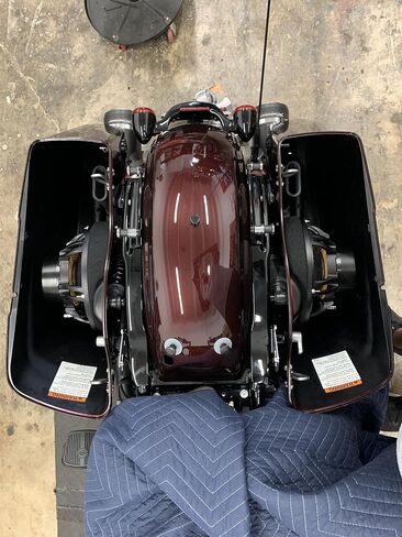 Harley Saddlebag 10 "Mid-Mount Inside Adapter Rings Rings & Install Kit 2014-2022 in Saudi Arabia