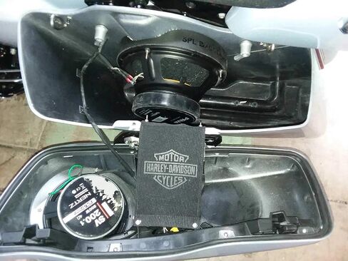 Harley Saddlebag 10 "Mid-Mount Inside Adapter Rings Rings & Install Kit 2014-2022 in Saudi Arabia